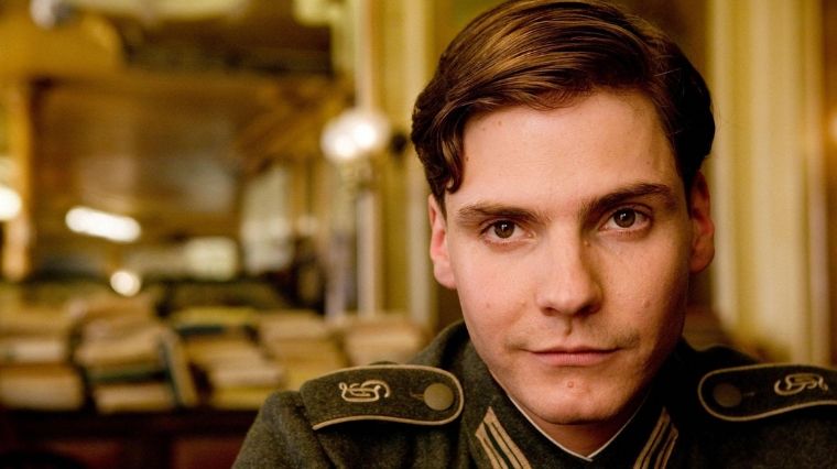 Daniel Brühl Inglorious Basterds