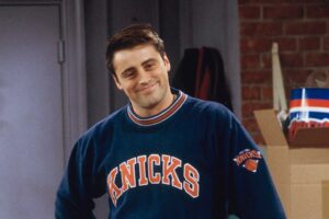 Friends : aviez-vous remarqué cette scène où l&rsquo;acteur de Joey est en plein fou rire ?