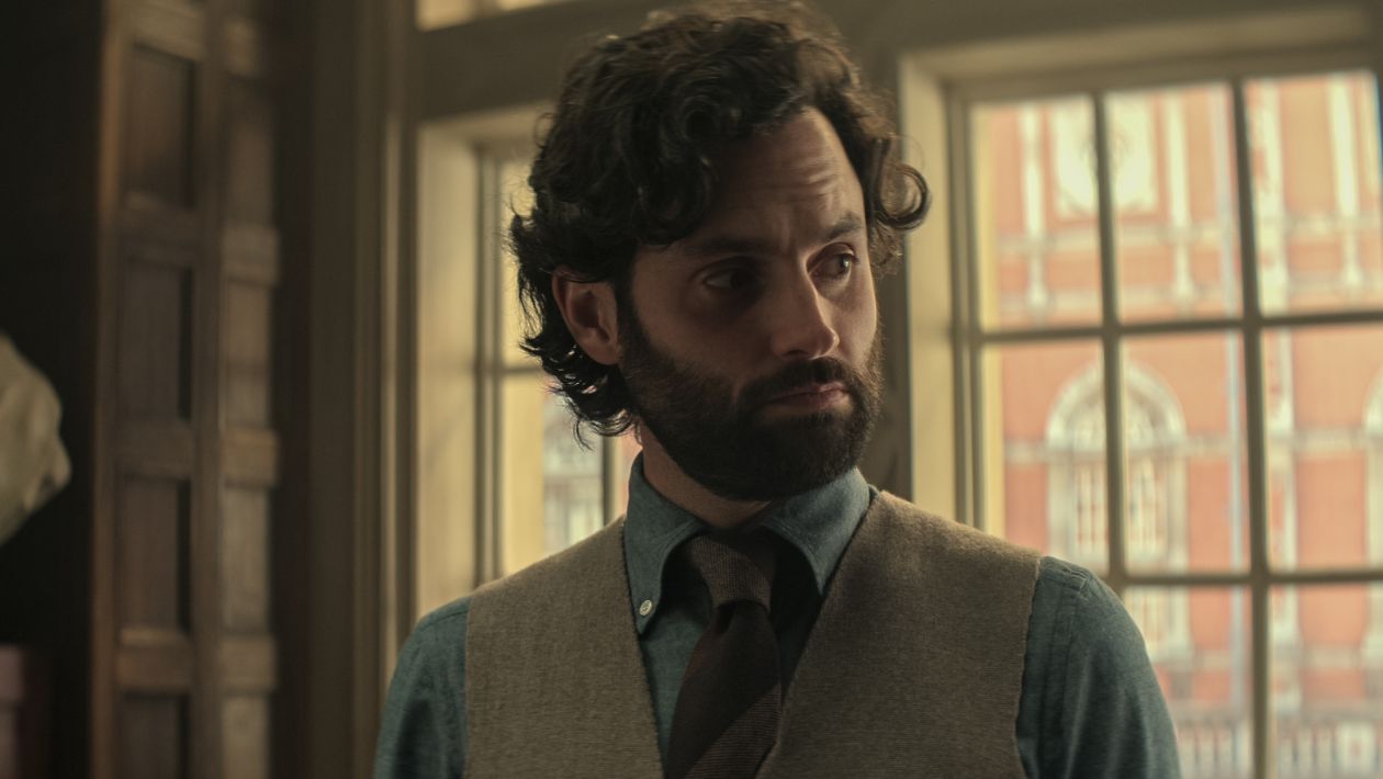 YOU : Penn Badgley a réclamé moins de scènes de sexe dans la saison 4