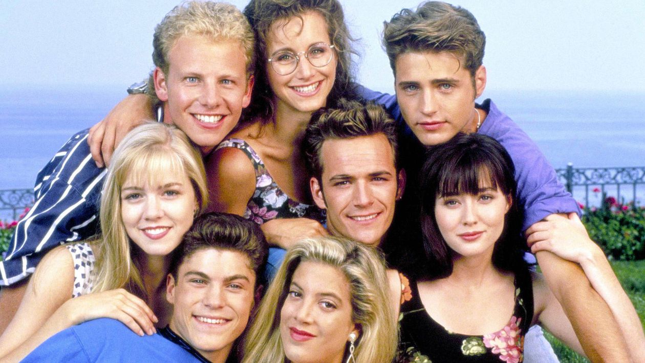 Beverly Hills 90210 : 10 anecdotes qui vous feront voir la série autrement