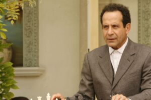 Monk : c&rsquo;est officiel, un film sur le détective va voir le jour avec Tony Shalhoub