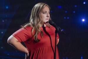 Je te promets : est-ce vraiment Marilou Berry (Maud) qui chante sur le plateau de The Voice ?