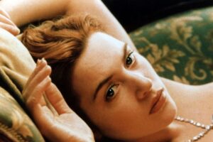 Titanic : cette scène du film qui continue de hanter Kate Winslet