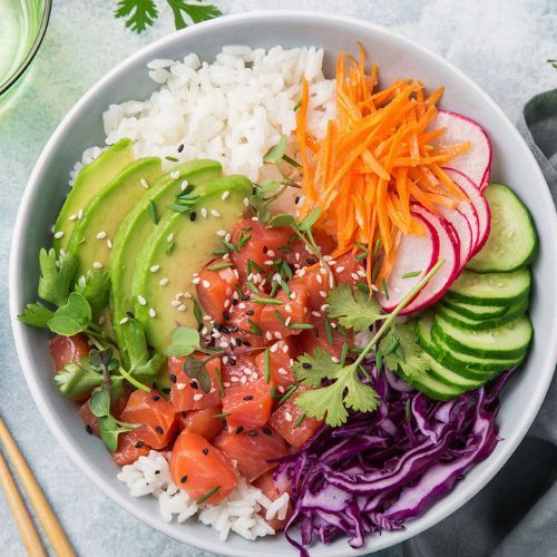 Un poké bowl