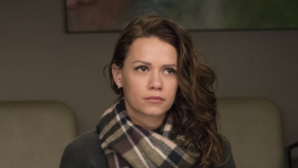 Les Frères Scott : Bethany Joy Lenz (Haley) révèle avoir fait partie d’une secte pendant 10 ans