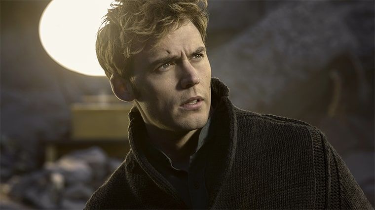 Finnick Odair joué par Sam Claflin dans Hunger Games, La Revolte partie 1