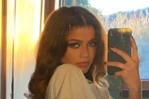 Zendaya change de look et opte pour la même coiffure que Rachel dans Friends