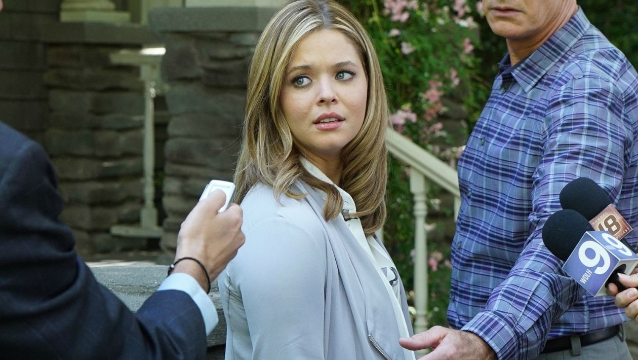 Sasha Pieterse : « j’ai pris 30 kilos en un an », l’actrice de Pretty Little Liars se confie sur sa maladie