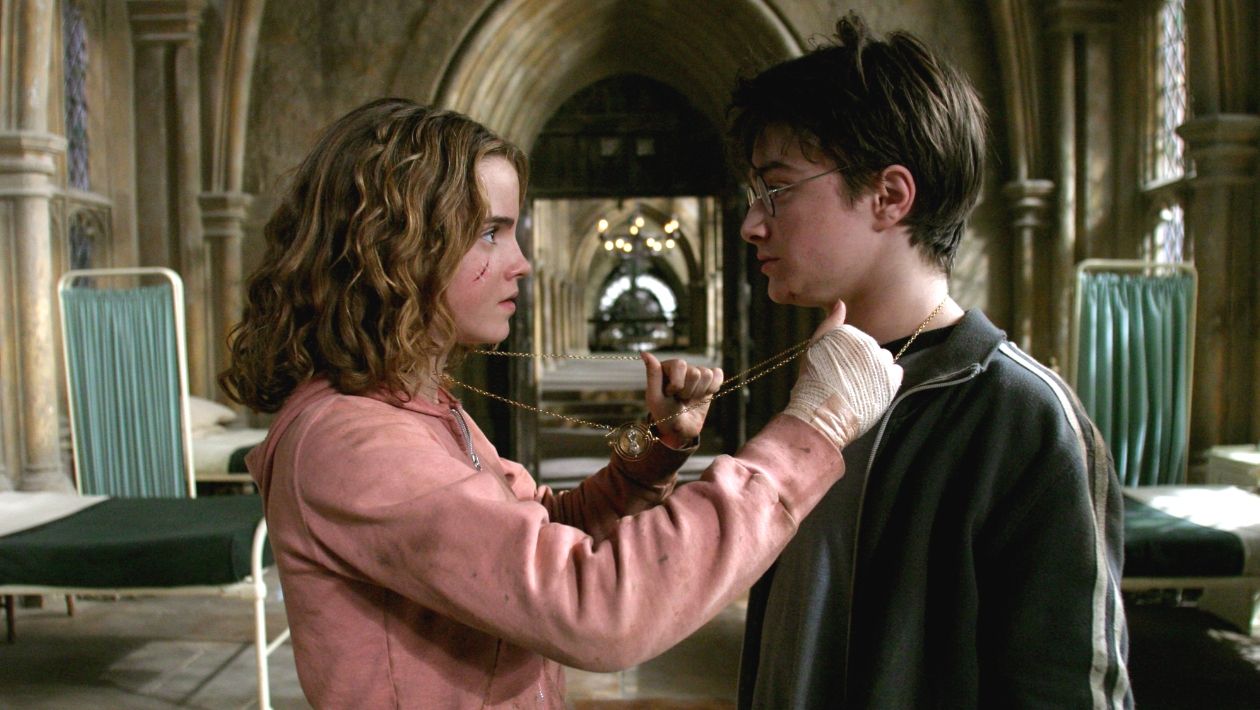 COMMENT HERMIONE A-T-ELLE PU ASSISTER À TOUS SES COURS DANS HP3 SI ELLE NE  POUVAIT PAS ÊTRE VUE ? 