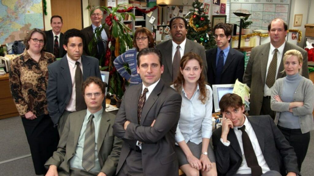 l'équipe de The Office réunie dans ses bureaux