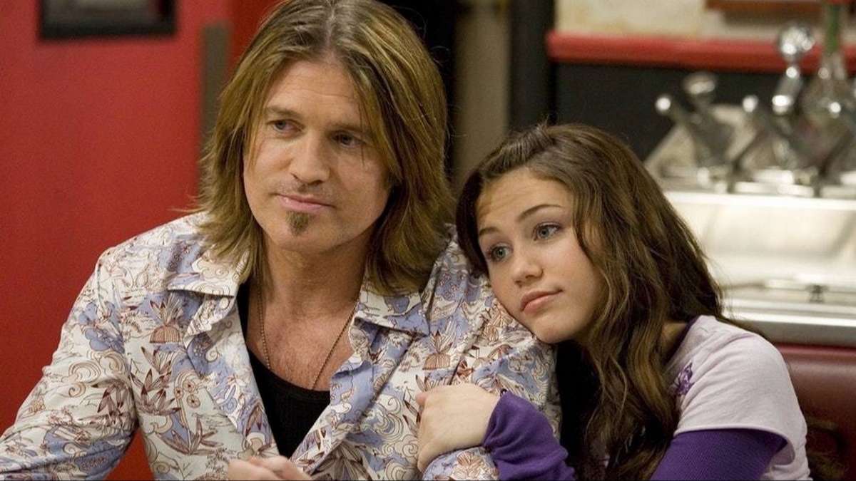 Hannah Montana : la série a-t-elle détruit la famille de Miley Cyrus ? Sa mère répond