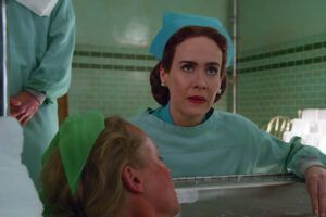 Ratched : la série Netflix avec Sarah Paulson annulée, il n&rsquo;y aura pas de saison 2