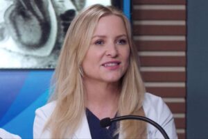 Grey&rsquo;s Anatomy saison 20 : la bande-annonce dévoile le retour d&rsquo;Arizona et le sort de Teddy