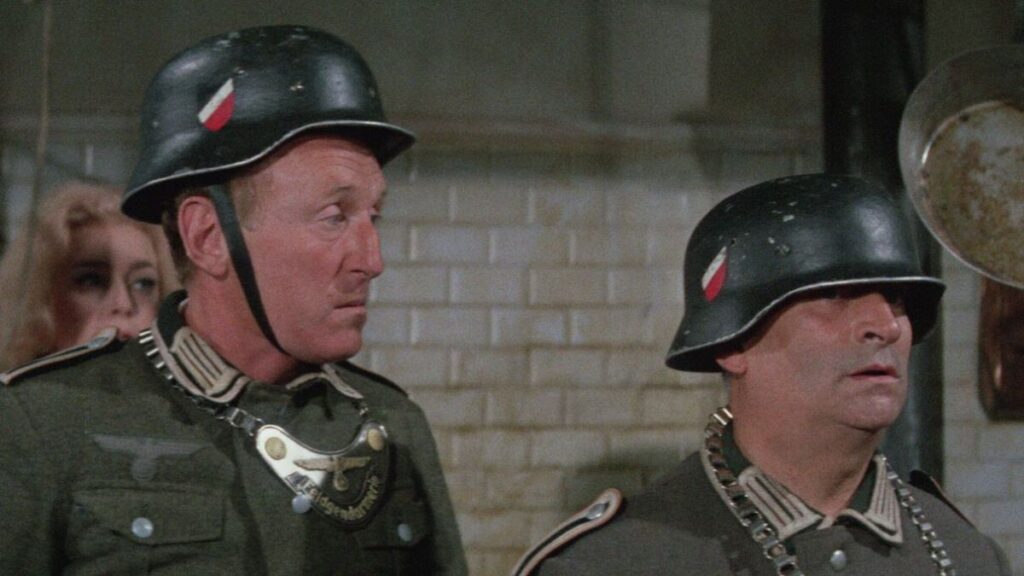 Bourvil (Agustin Bouvet) et Louis de Funès (Stanislas Lefort) dans La Grande Vadrouille