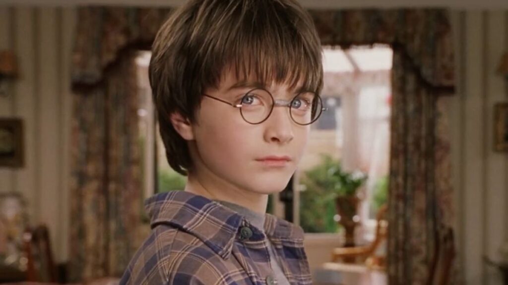 Daniel Radcliffe en Harry Potter dans le premier film, Harry Potter rà l'école des sorciers