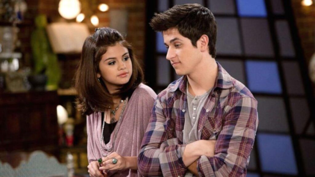 Selena Gomez (Alex Russo) et David Henri (Justin) dans les sorciers de waverly place