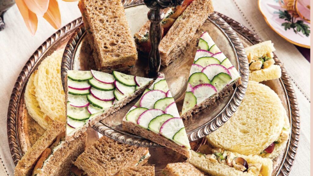 Assortiments de mini-sandwiches