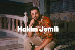 Hakim Jemili dans « Fatigué » : un spectacle drôle, intime et mordant