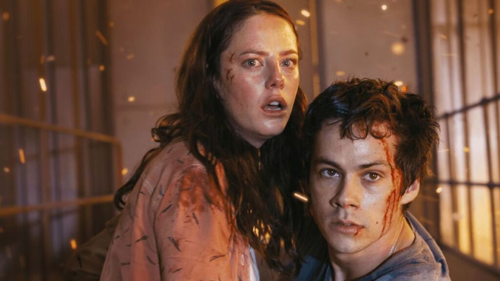 Dylan O'Brien (Thomas) et Kaya Scodelario (Teresa) dans Le Labyrinthe : Le Remède Mortel