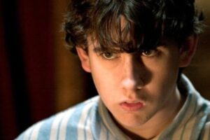 Harry Potter : pourquoi Matthew Lewis (Neville Londubat) refuse d&rsquo;apparaître dans la série ?