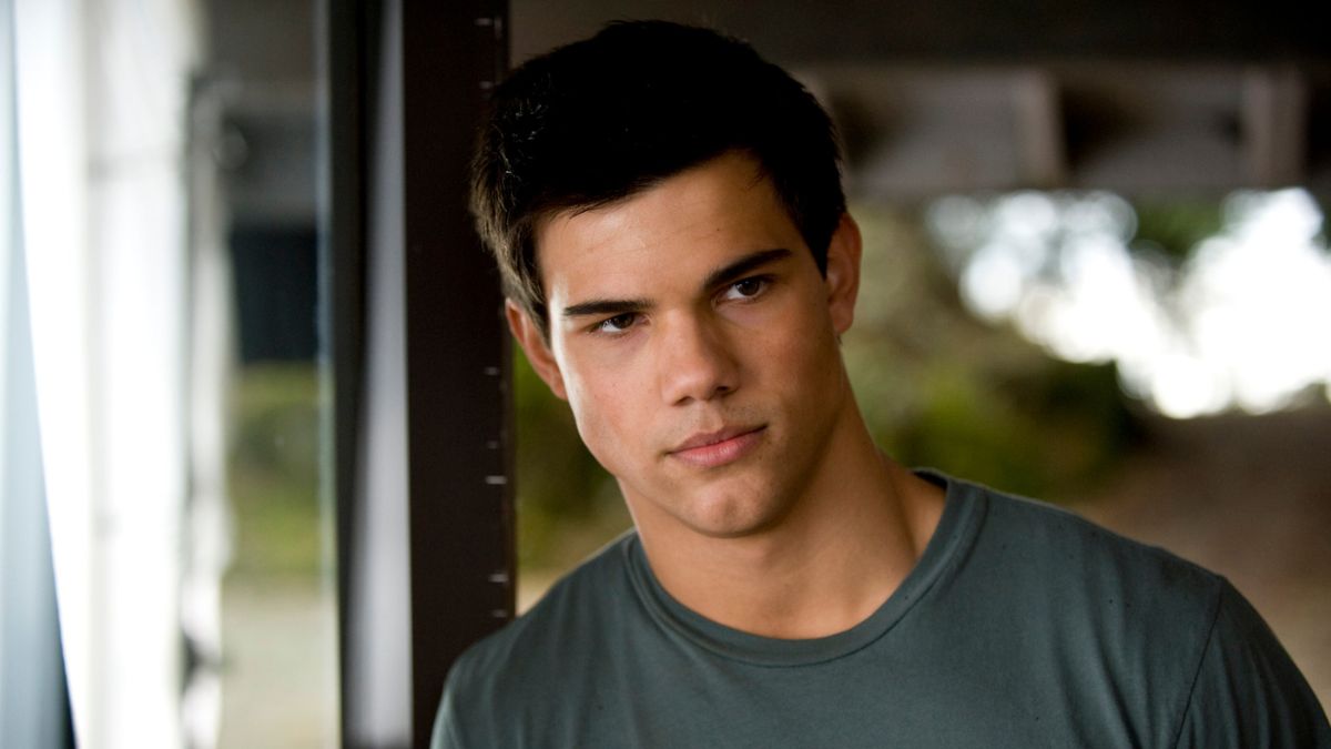 Twilight : pourquoi les sœurs de Jacob Black n&rsquo;apparaissent-elles pas dans les films ?