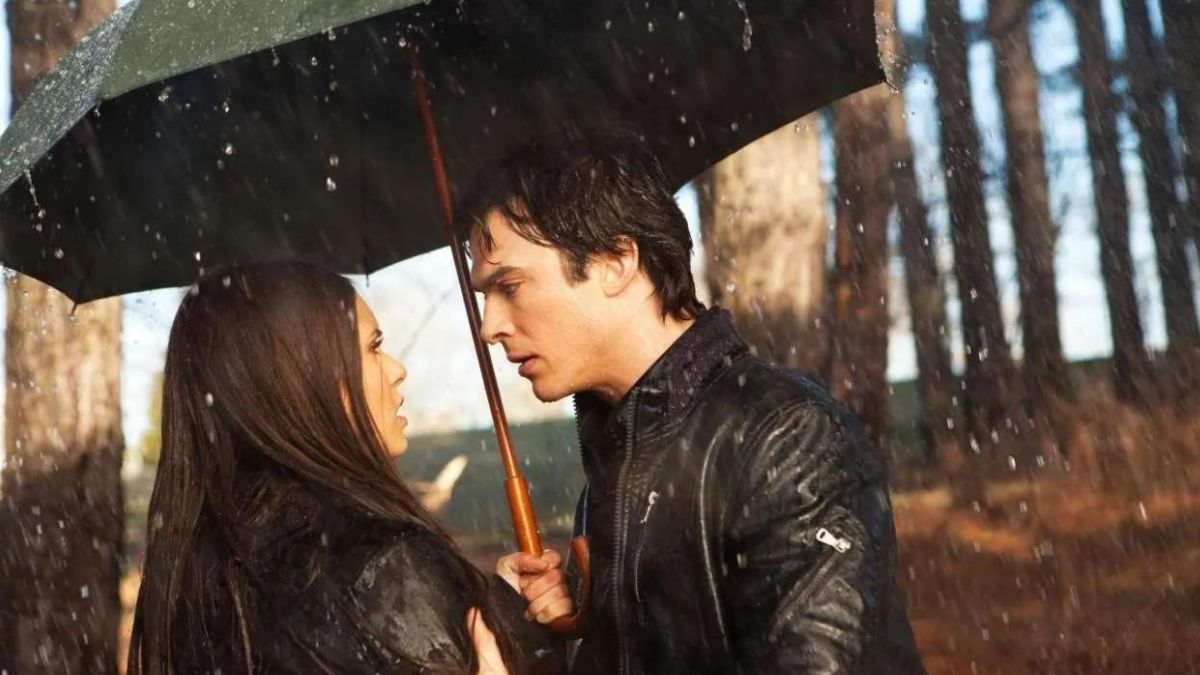 The Vampire Diaries : pourquoi Ian Somerhalder a-t-il détesté embrasser Nina Dobrev sous la pluie ?