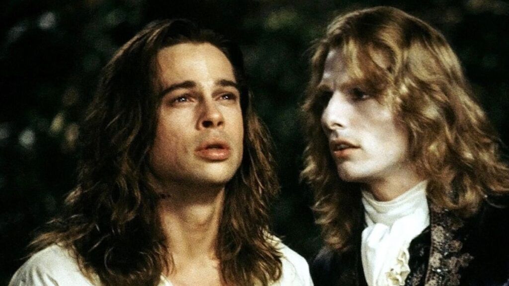 Tom Cruise et Brad Pitt dans le film Entretien avec un vampire