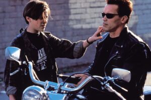 Terminator 2 : pourquoi Arnold Schwarzenegger ne parle pas beaucoup dans le film ?