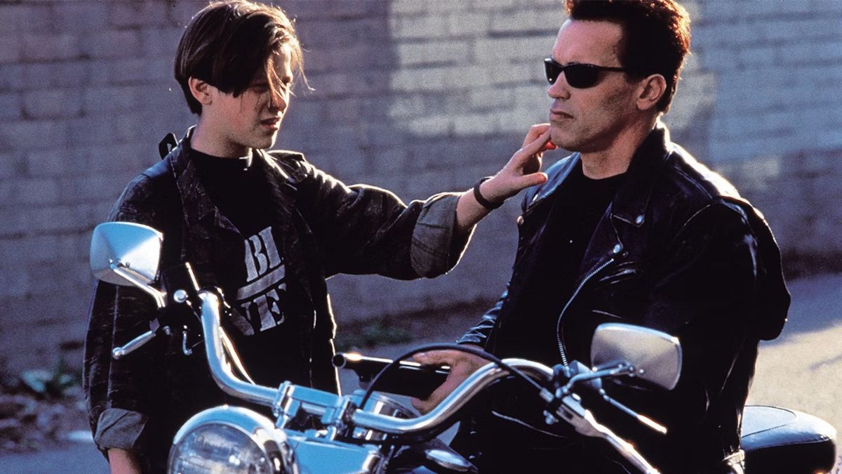 Terminator 2 : pourquoi Arnold Schwarzenegger ne parle pas beaucoup dans le film ?