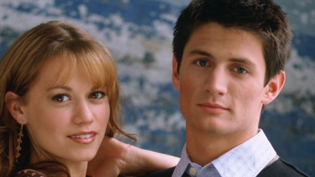 James Lafferty et Bethany Joy Lenz aka Nathan et Haley dans la série Les Frères Scott.