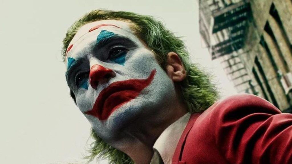 Joaquin Phoenix est le Joker dans le film Joker Folie à Deux