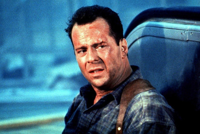 « Il l&rsquo;a fait à contre-coeur » pourquoi Bruce Willis a détesté jouer dans Die Hard 2 ?