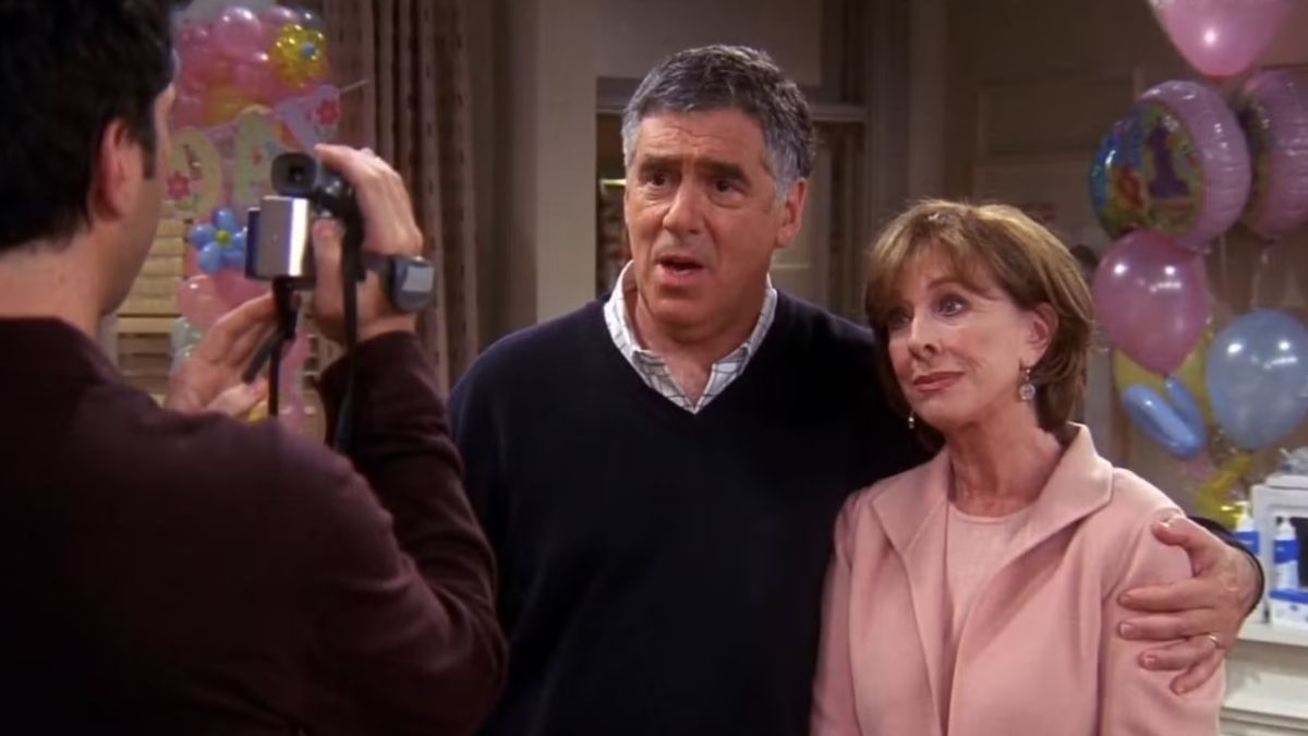 Friends : à quoi ressemblent Judy et Jack Geller, les parents de Ross et Monica, aujourd’hui ?