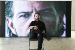 Kerviel, un trader, 50 Milliards : pourquoi vous allez être captivé par la série documentaire Max