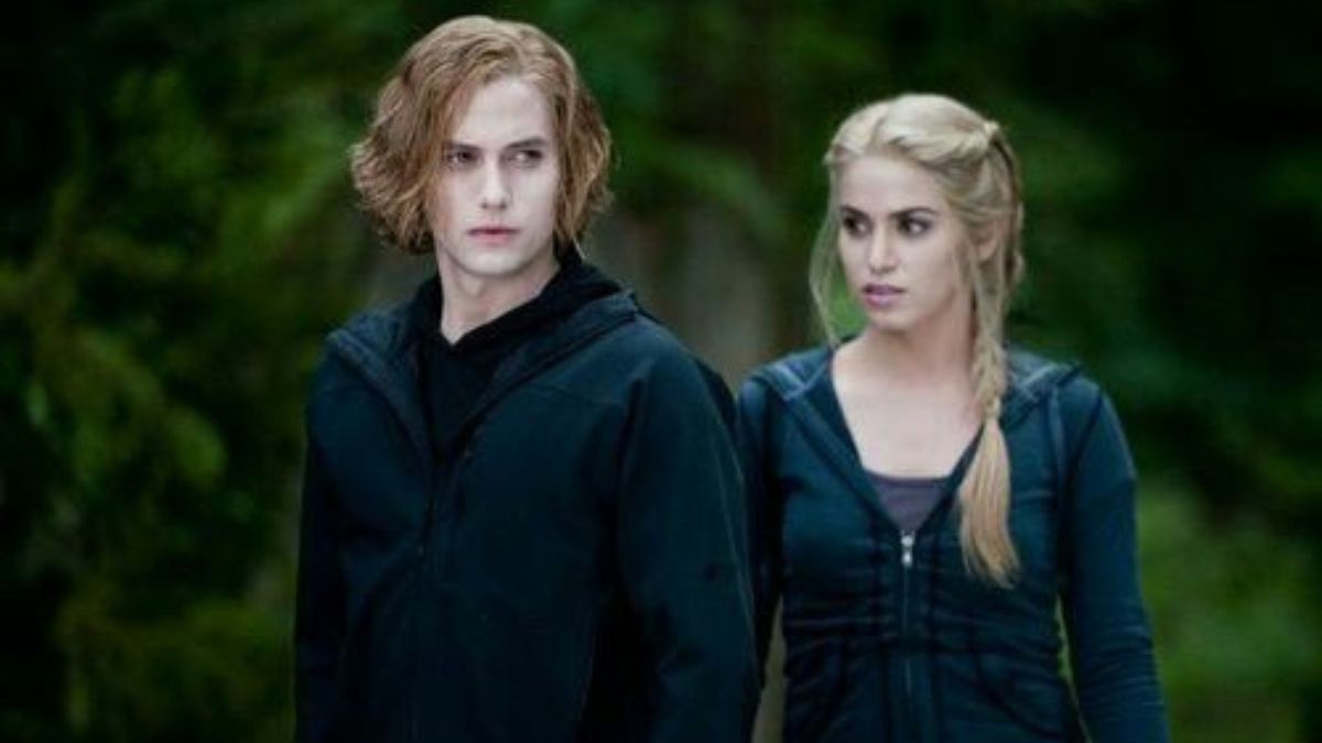 Twilight : pourquoi Rosalie et Jasper ne portent-ils pas le nom de famille Cullen ?