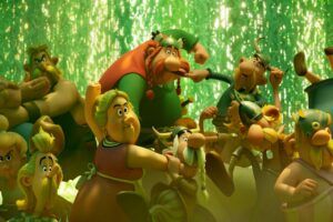 Astérix Le Combat des Chefs : la mère de César se dévoile dans la bande-annonce et elle est hilarante !