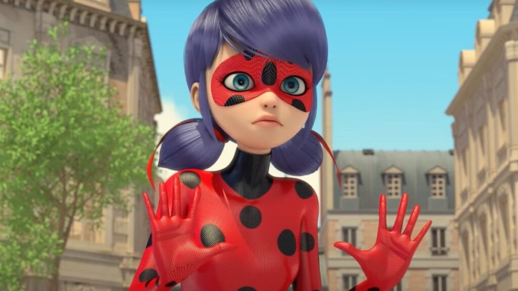 Marinette Dupain-Cheng en Ladybug dans la saison 4 de Miraculous