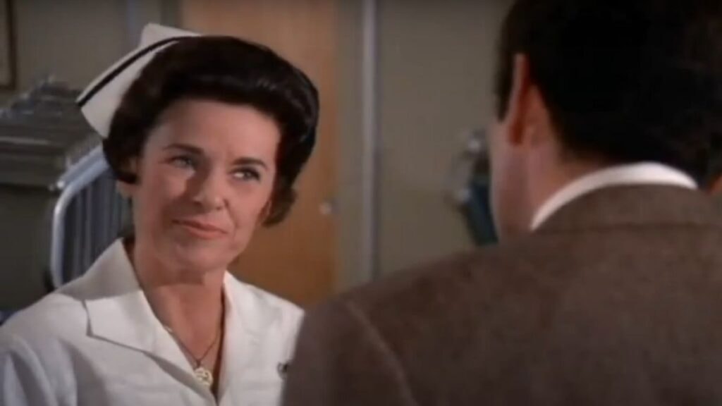 Katherine MacGregor dans Mannix