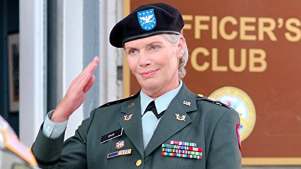 Colonel Gillian Davis (Kelly McGillis) dans The L World