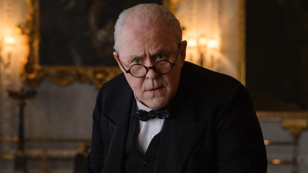 John Lithgow dans The Crown