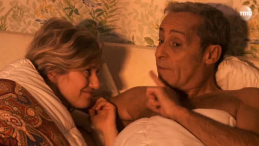 Annette et Roger Girard au lit dans Les Mystères de l'Amour.